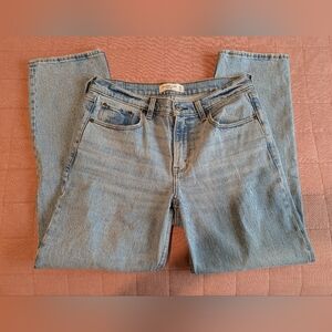 Abercrombie & Fitch Light Wash Straight Leg Jeans